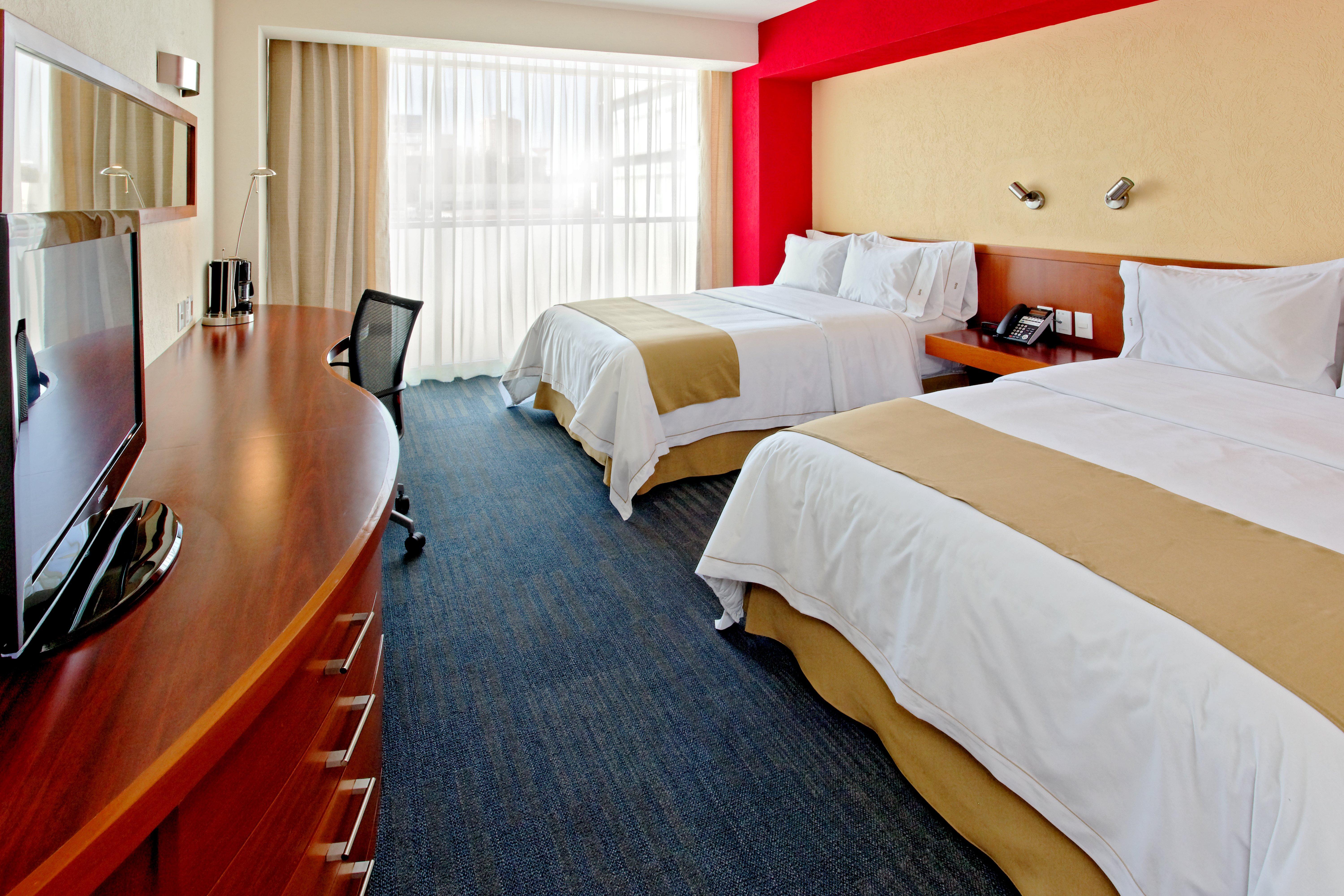 Holiday Inn Express Guadalajara Expo By Ihg Сапопан Екстер'єр фото