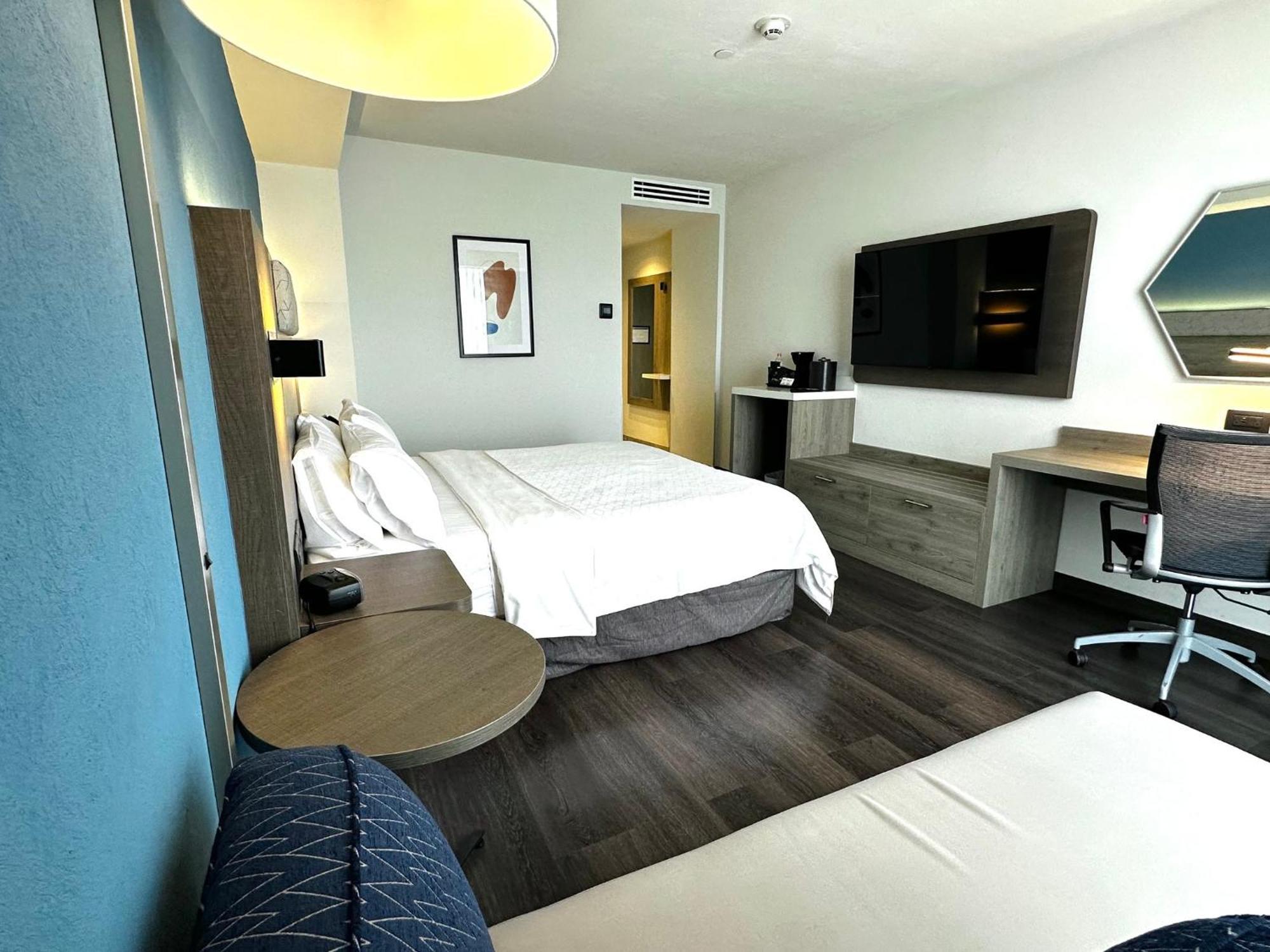 Holiday Inn Express Guadalajara Expo By Ihg Сапопан Екстер'єр фото